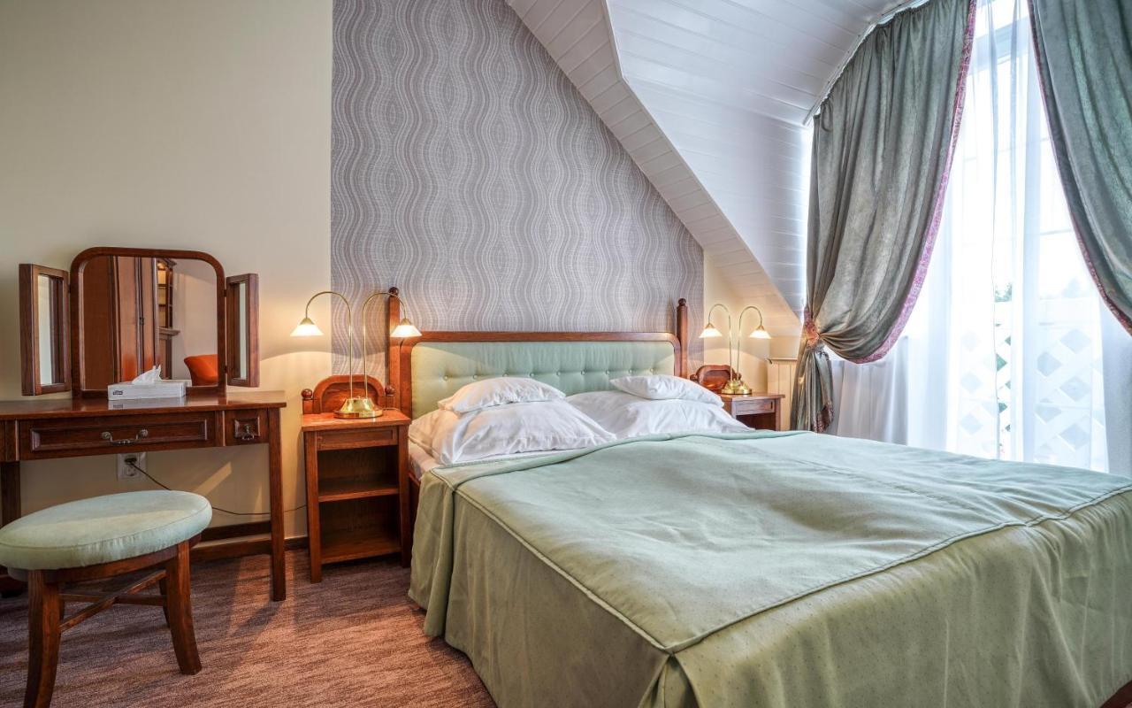 Hotel Erzsebet Hévíz Exteriör bild