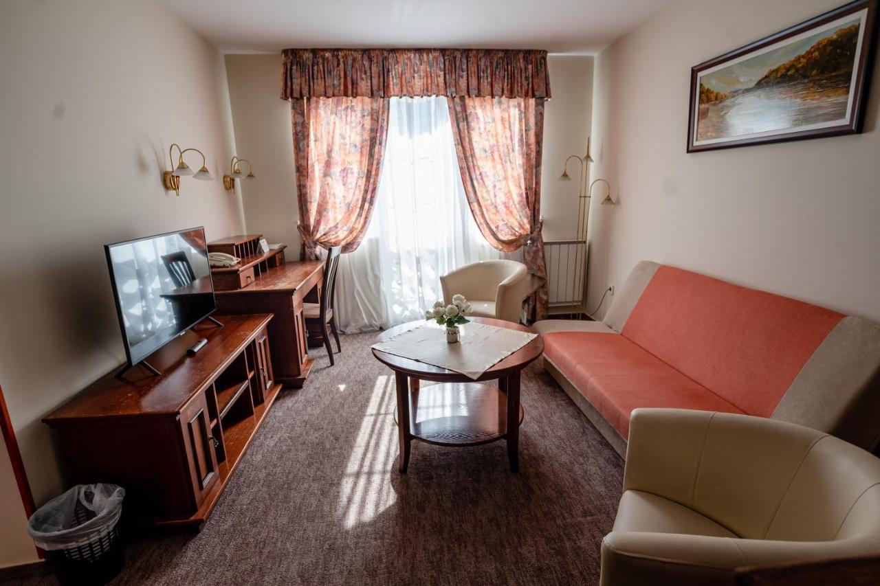 Hotel Erzsebet Hévíz Exteriör bild