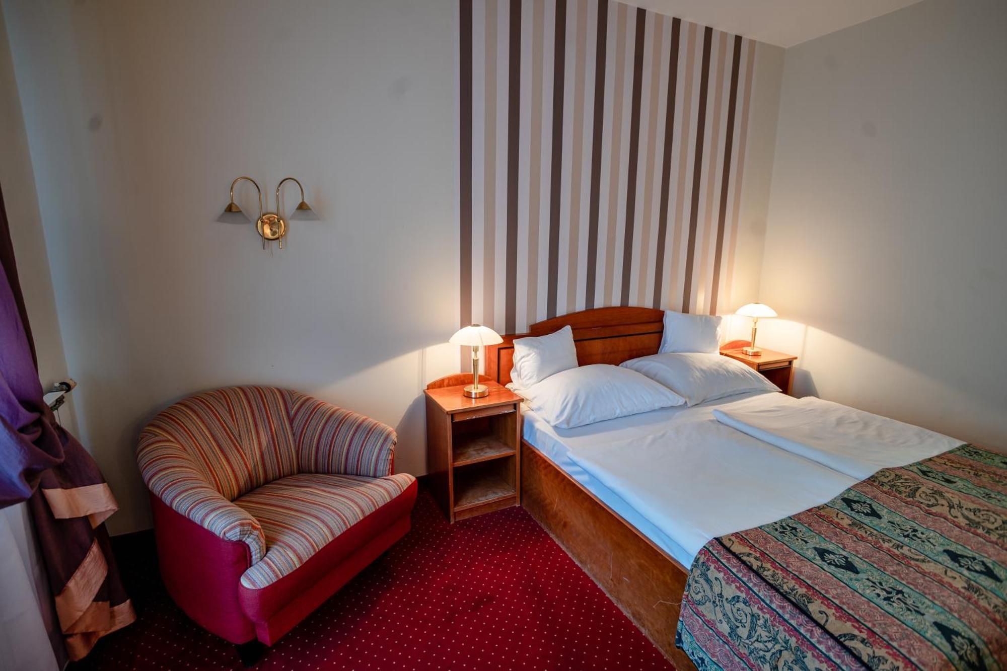 Hotel Erzsebet Hévíz Exteriör bild