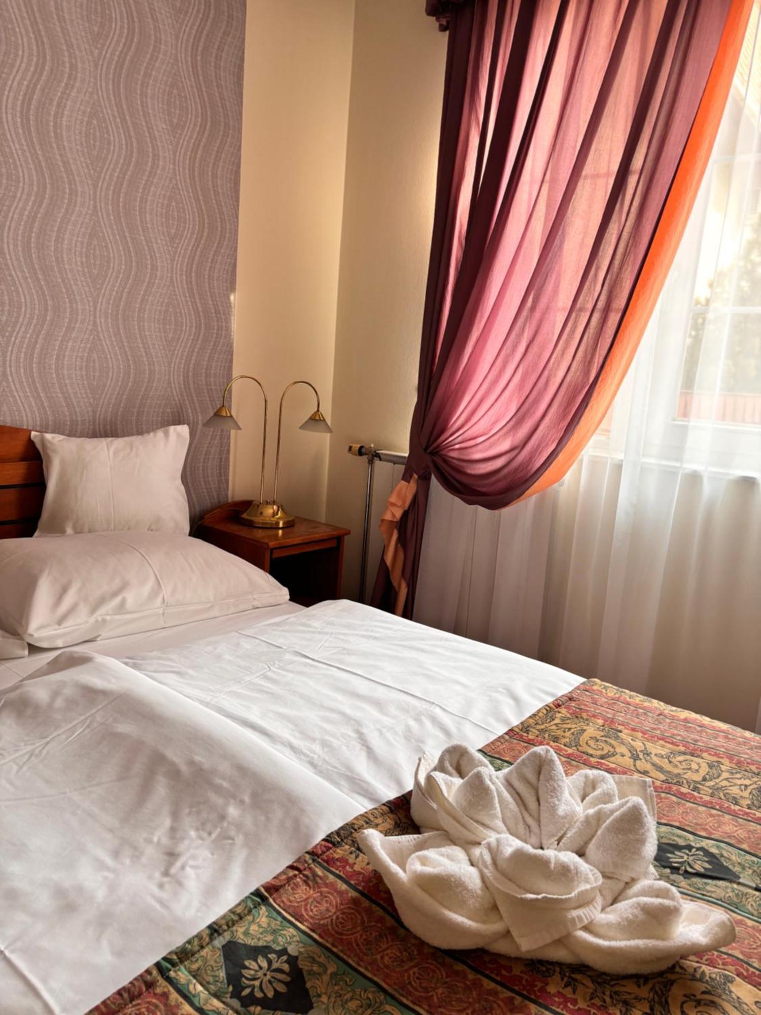 Hotel Erzsebet Hévíz Exteriör bild